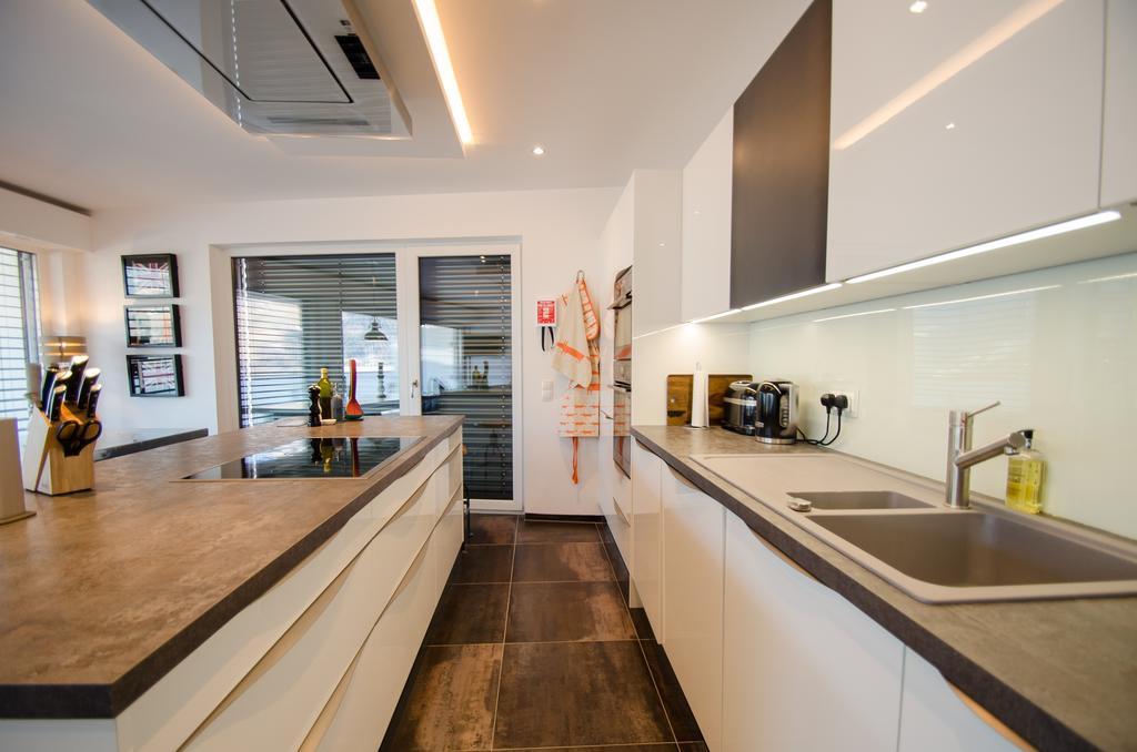 Superb Alpine Lodges By All In One Apartments Zell am See Exterior photo